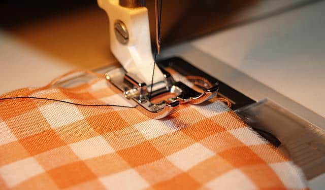 sewing-4966633_640